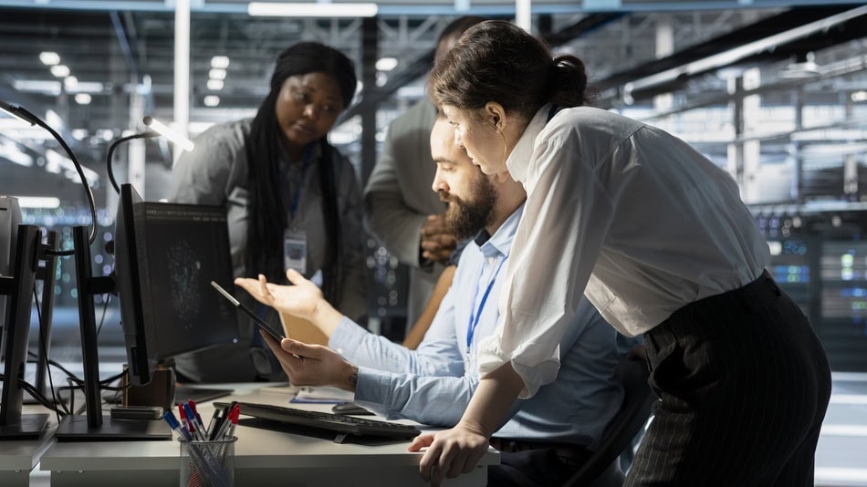 Se conoce como carreras tecnológicas a todos los programas educativos que preparan a profesionales en áreas de tecnología de la información, computación, automatización, datos y sistemas inteligentes