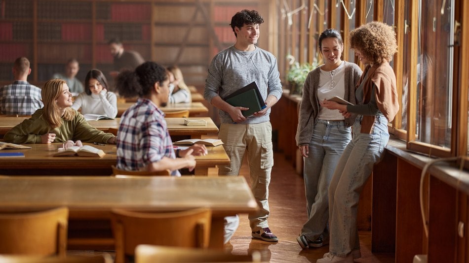 Mejorar el rendimiento académico es un esfuerzo que debe combinar herramientas digitales y técnicas que ayuden a la gestión del tiempo, la organización y el estudio activo