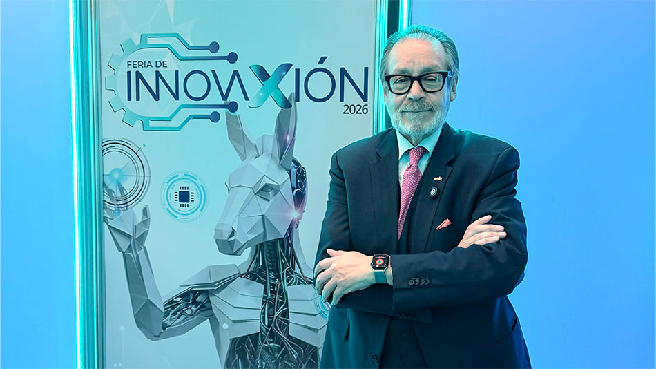 Dr. David Mej&iacute;a, rector de UNIR en M&eacute;xico.