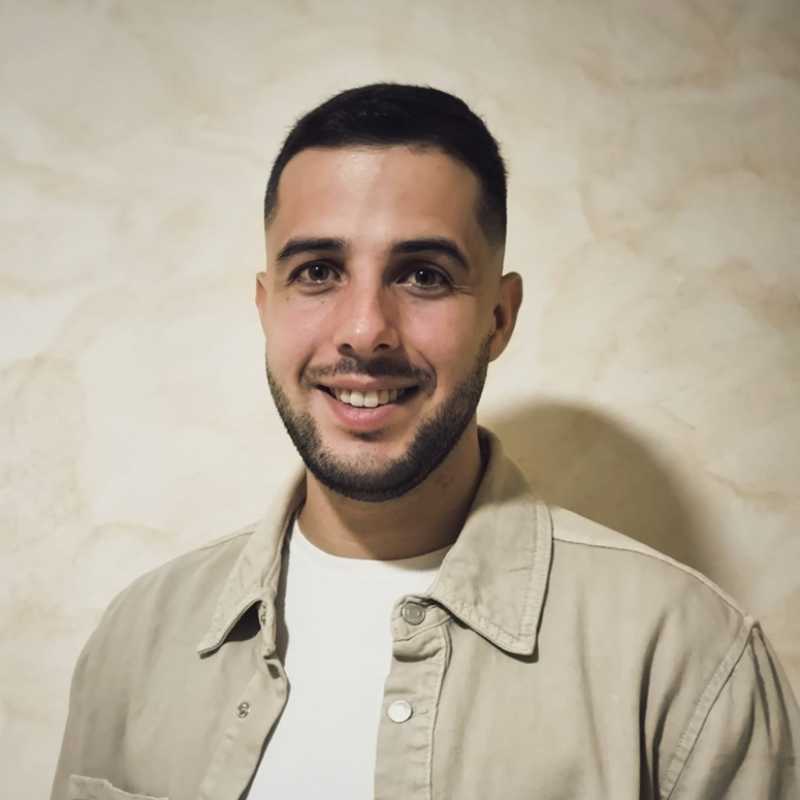 Alejandro Plaza Roncero, Experto Asociado