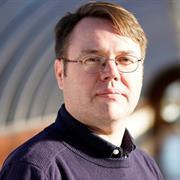 Alexander Wilkinson, Experto Asociado