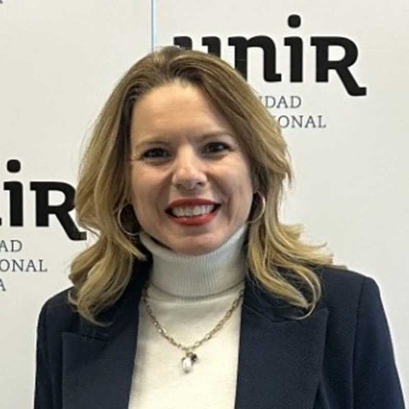 Alicia Martín García, Directora académica