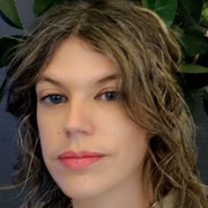 Amor Escoz Roldán, Docente UNIR