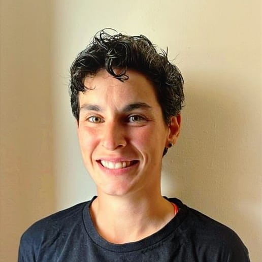 Ángela María Lara Hernández, Experta Asociada