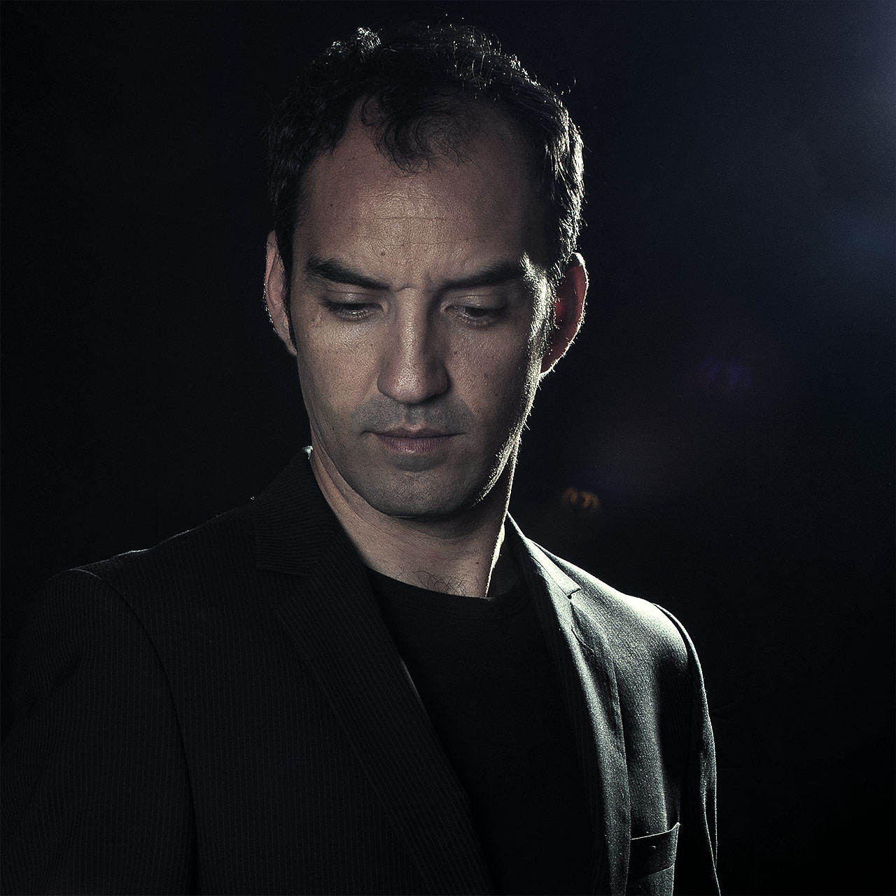 Antonio Guerrero Gómez, Experto asociado