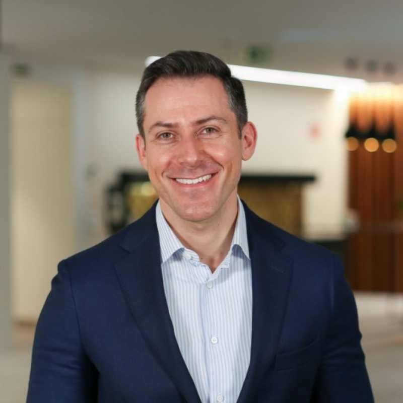 Antonio Simone, Experto Asociado