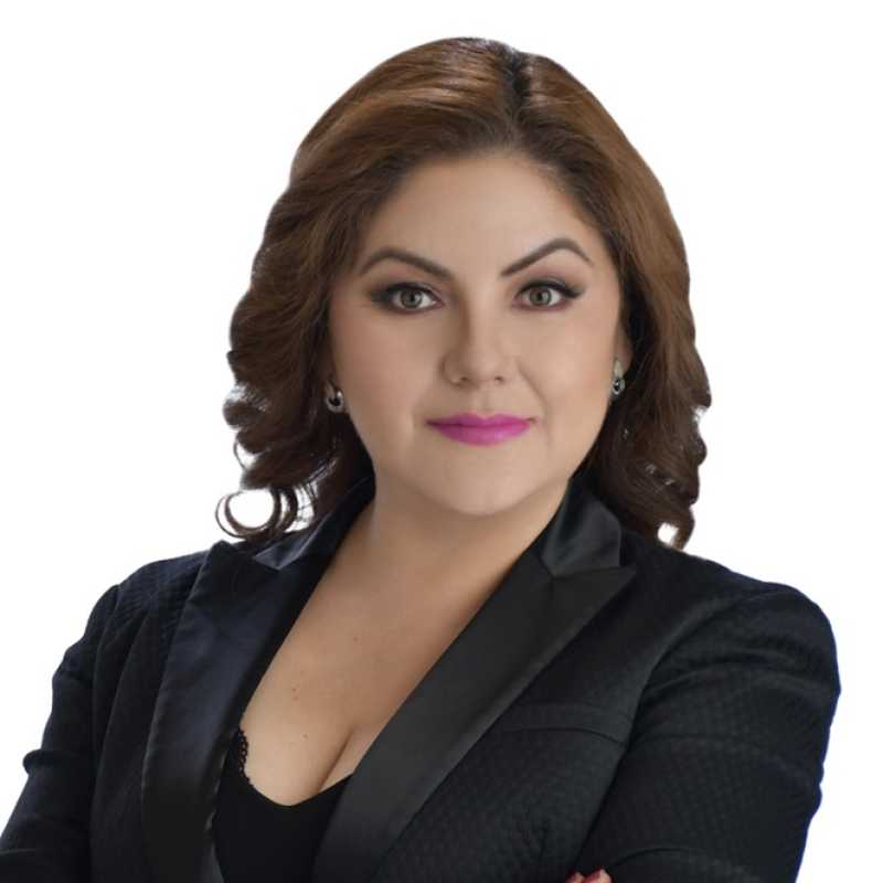 Ariadna Hernández Rivera, Docente Unir