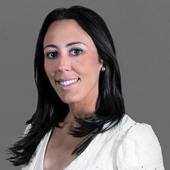 Beatriz Vara de Rey Campuzano, Experta asociada