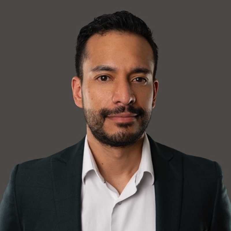 Carlos Eduardo Escalante Fernández, Experto Asociado