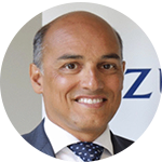 Carlos Esteban, Experto Asociado