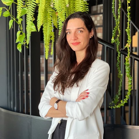 Cristina Saeta Azorín, Experto asociado