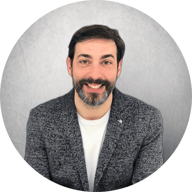 Daniel González Laguna, Experto asociado