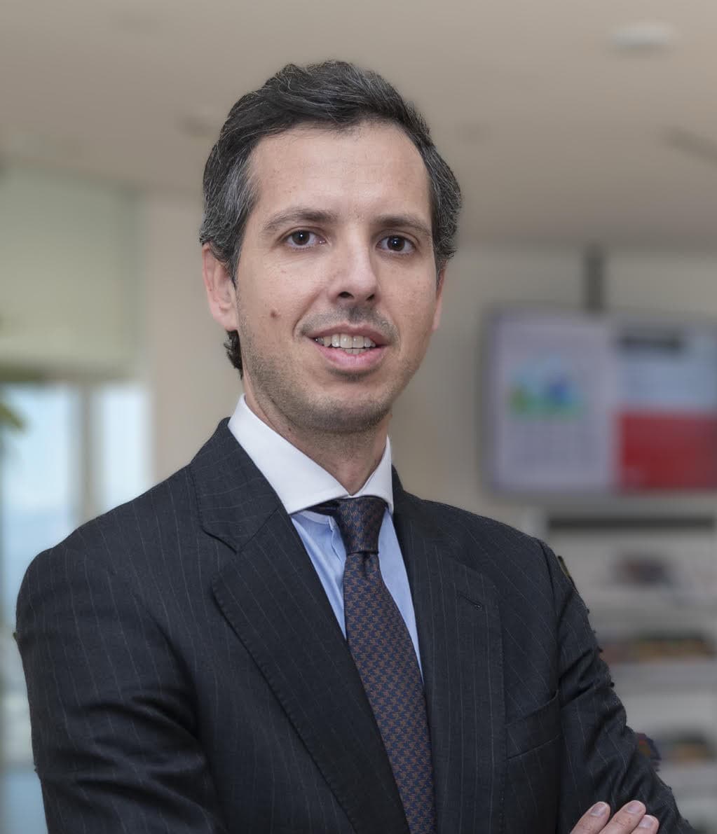 Davide Mosso, Experto Asociado