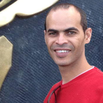 Dr. Edward Rolando Núñez
