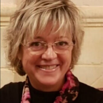 Emelina López González, Experta asociada