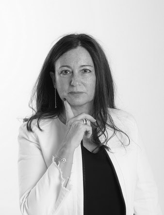 Esther María Secanilla Campo, Docente Unir
