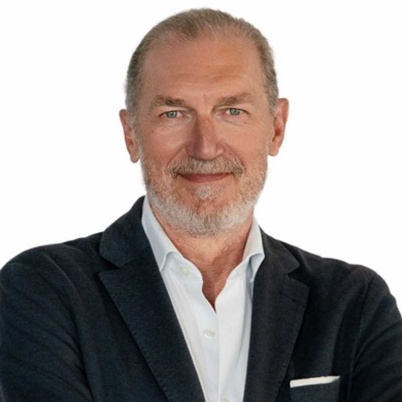 Francisco Isidro Nuñez, Experto Asociado