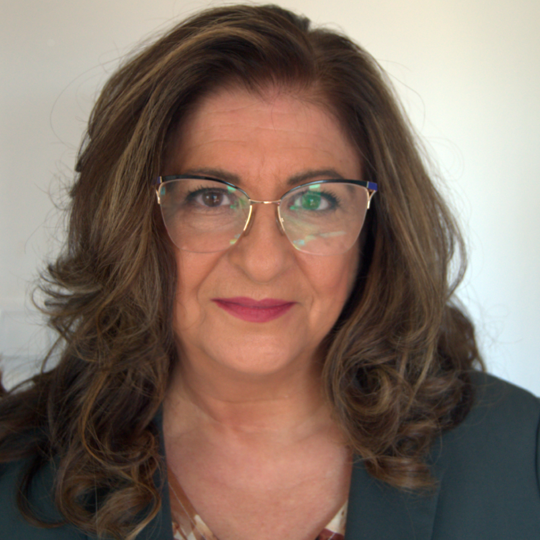 Isabel Iniesta Alemán, Experta asociada