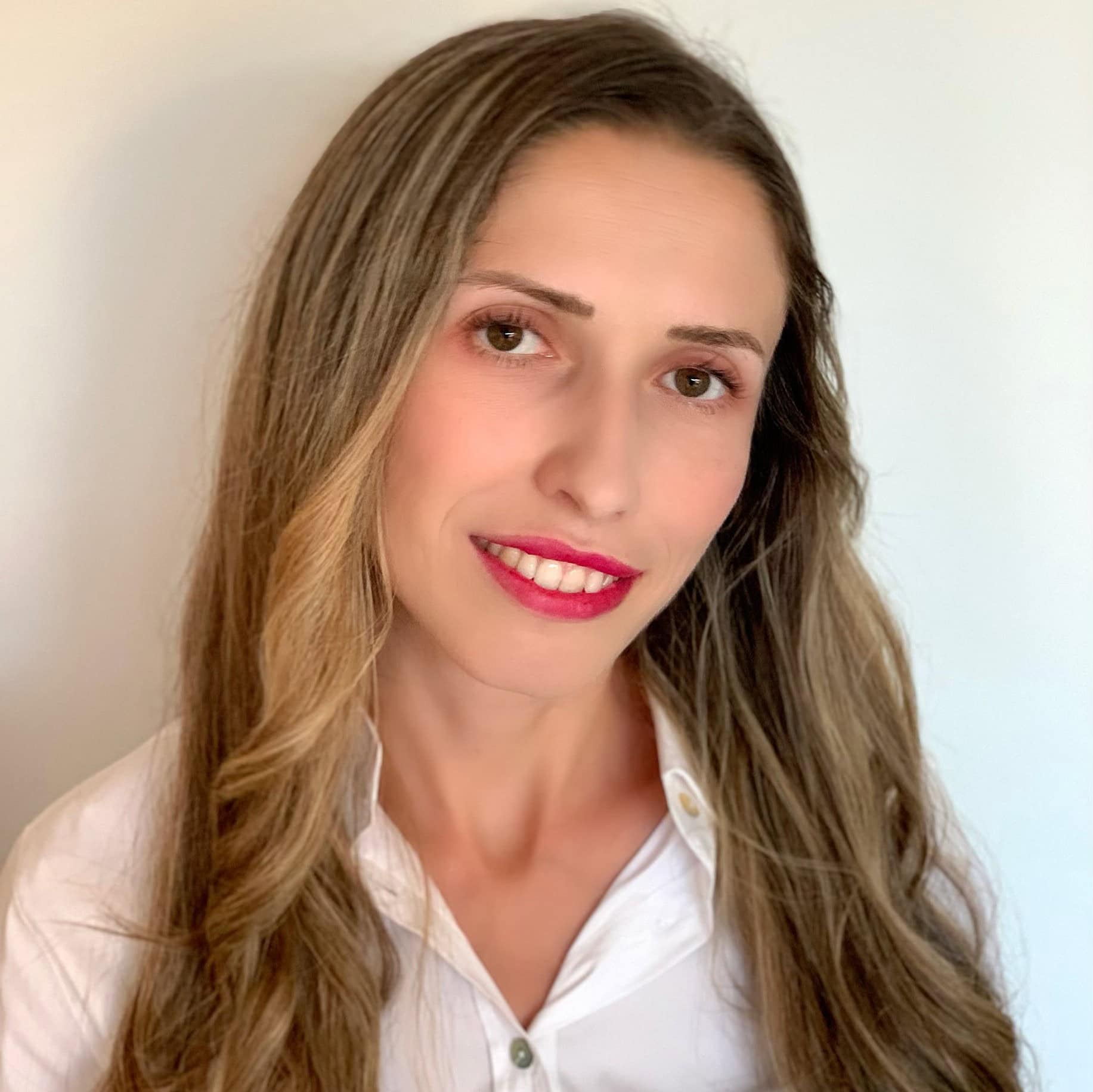 Isabel Morales Gil, Directora académica