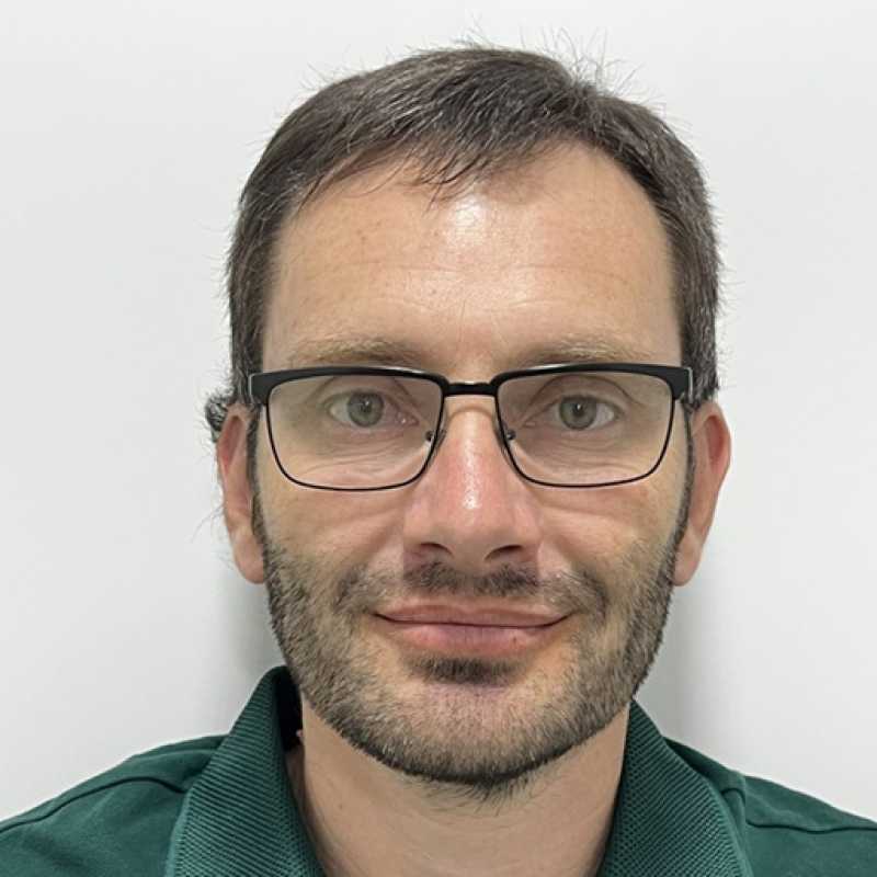 Iván Ortiz Vera, Experto asociado