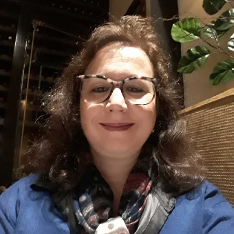 Karina Laura Fernández, Experta asociada