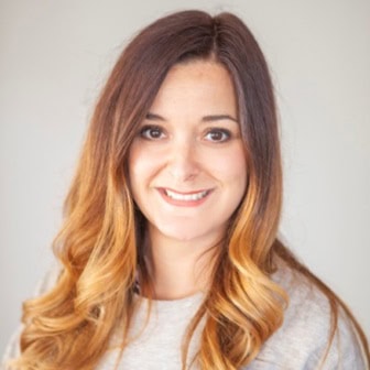 Lara Garrido Valdivieso, Experta asociada