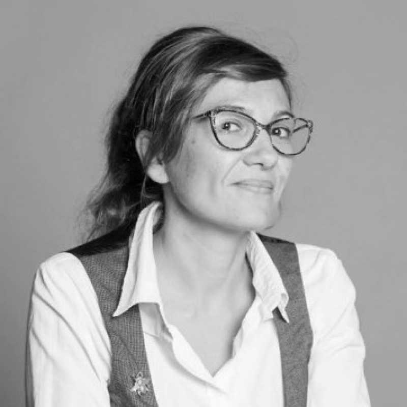 Lola Martínez Ramírez, Docente Unir