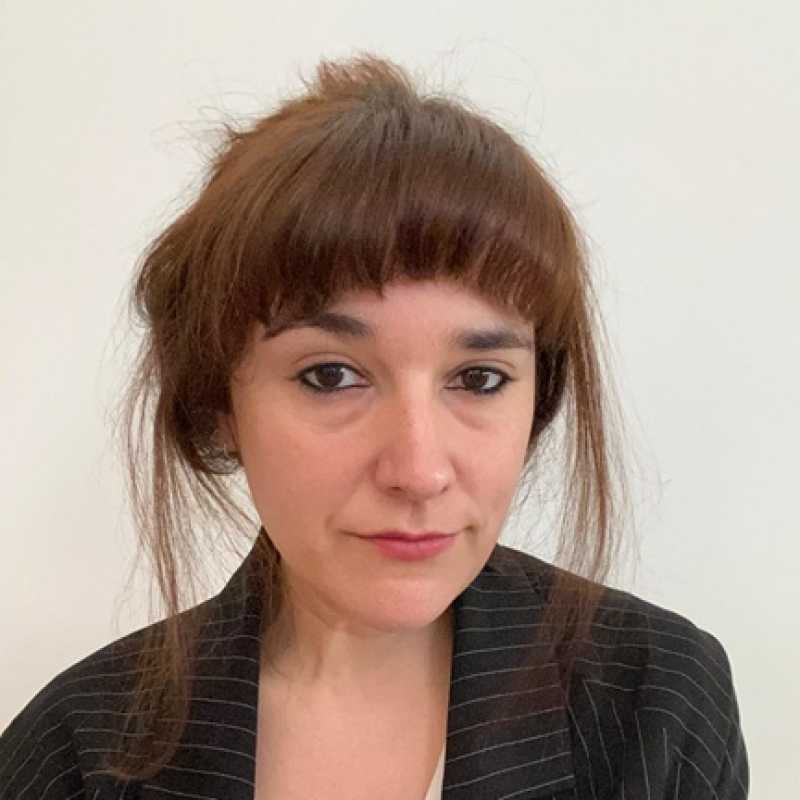Marta Olivas Fuentes, Docente Unir