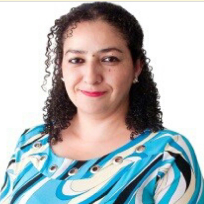 Mónica Guadalupe Olivares Robles Gil, Docente UNIR