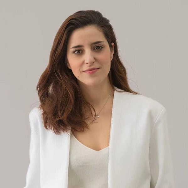 Mónica Muriel Zurita, Experto asociado