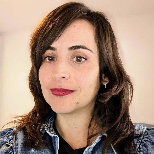 Natalia Alvarez Lobo, Experto asociado