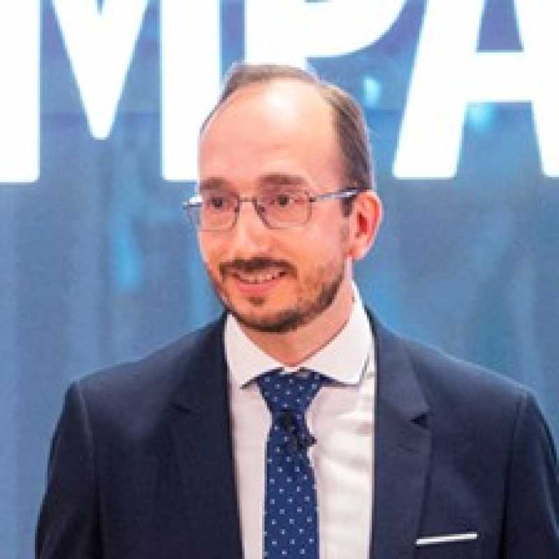 Pablo Martín Díez, Experto asociado