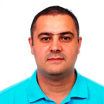 Raul Moreno, Experto asociado