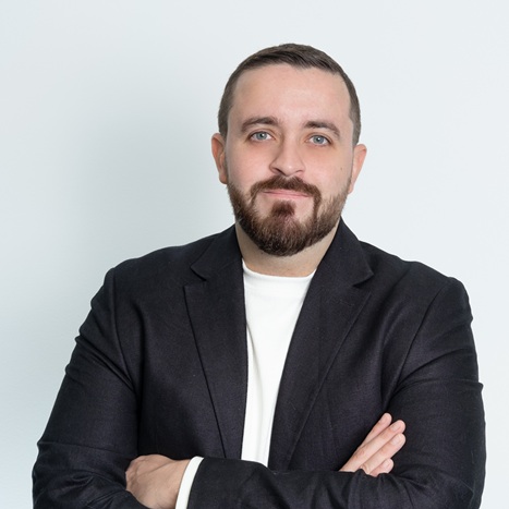 Ubaldo Hervás Olvera, Experto Asociado